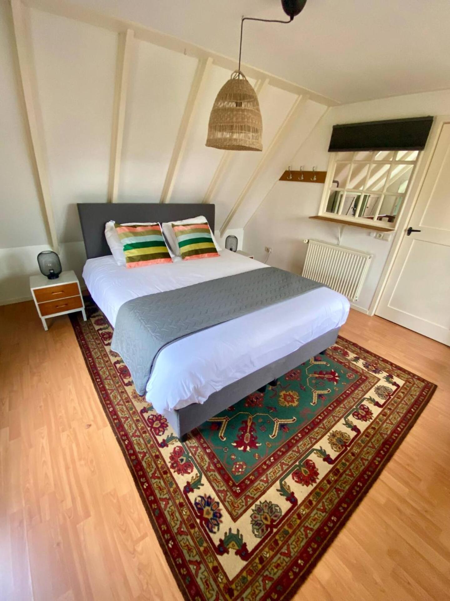 Loosan Lodges Gastenhuis Reutum ภายนอก รูปภาพ